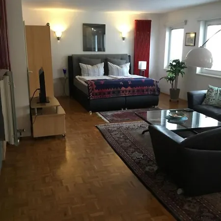 Apartment Apartmenthaus Zentrum Komfort Mit Miniküchen Verschiedener Größen *