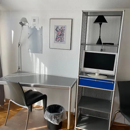 Apartmenthaus Zentrum Komfort Mit Miniküchen Verschiedener Größen Kassel