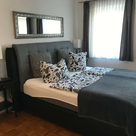Apartmenthaus Zentrum Komfort Mit Miniküchen Verschiedener Größen Apartment Kassel