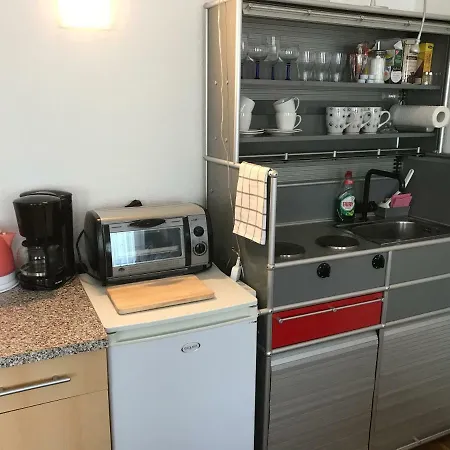 Apartment Apartmenthaus Zentrum Komfort Mit Miniküchen Verschiedener Größen Kassel