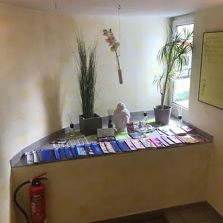 Apartmenthaus Zentrum Komfort Mit Miniküchen Verschiedener Größen * Kassel